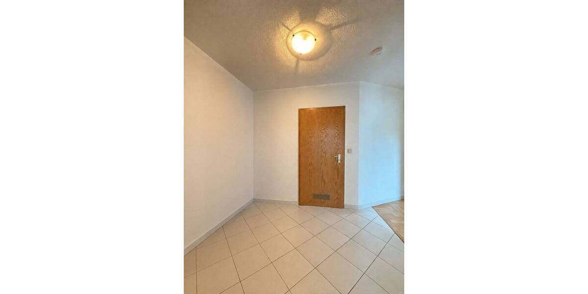 Etagenwohnung Würzburg Heidingsfeld - 2 Zimmer, 67 m&sup2;, 700&euro; | Angebot:26875058