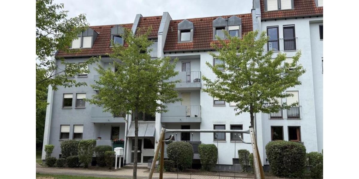 Dachgeschoßwohnung Ansbach - 3 Zimmer, 90 m&sup2;, 900&euro; | Angebot:24561694