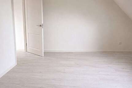 Wohnung Neuwied Heddesdorfer Berg - 4 Zimmer, 98 m&sup2;, 970&euro; | Angebot:27031078