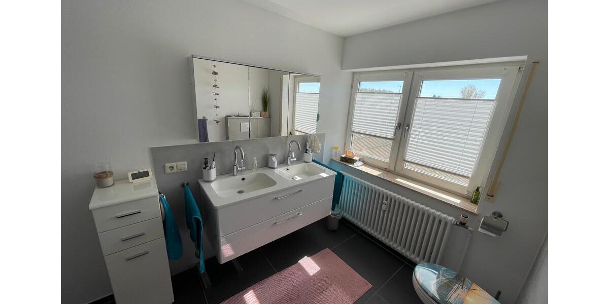 Dachgeschoßwohnung Bad Waldsee - 5 Zimmer, 120 m&sup2;, 1.050&euro; | Angebot:26522072