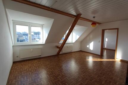 Wohnung Meerane - 2 Zimmer, 56 m&sup2;, 300&euro; | Angebot:23039470