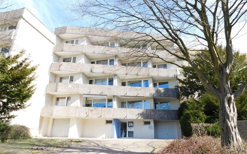 Sonnige 3-Zi.-Whg. mit Loggia am Cronenberg- auf Wunsch ab sofort frei zimmer