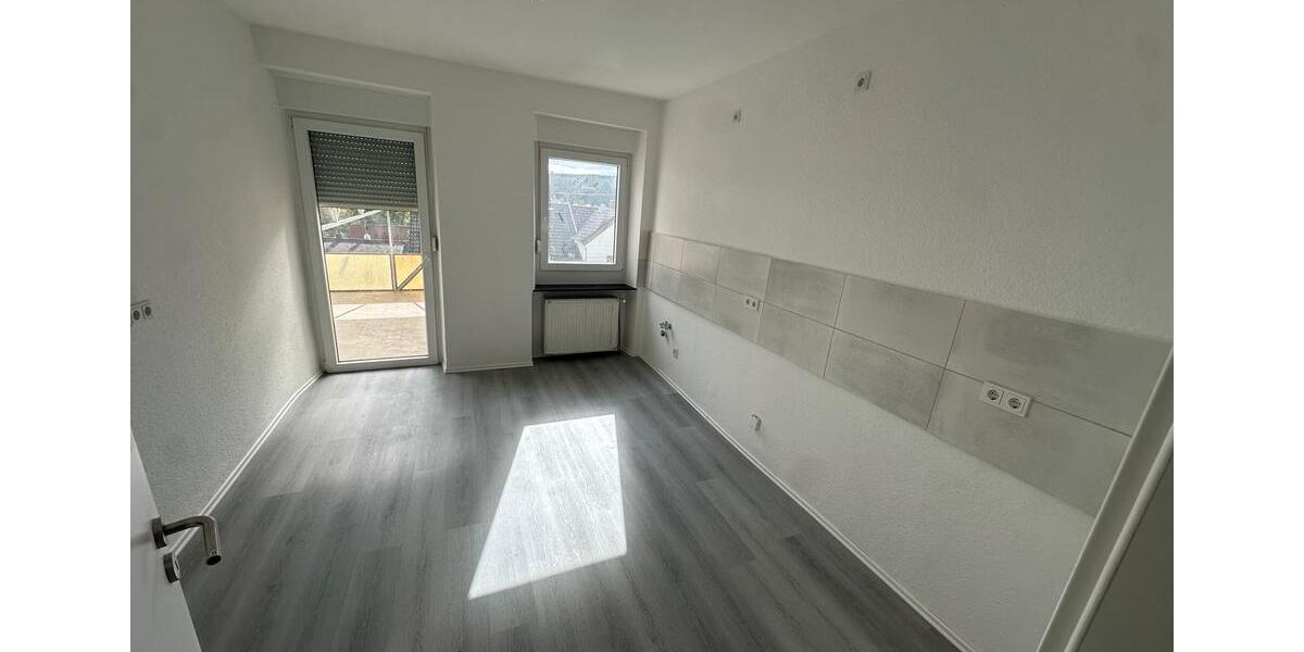 Helle 4ZKB mit Balkon und Garten 4 zimmer