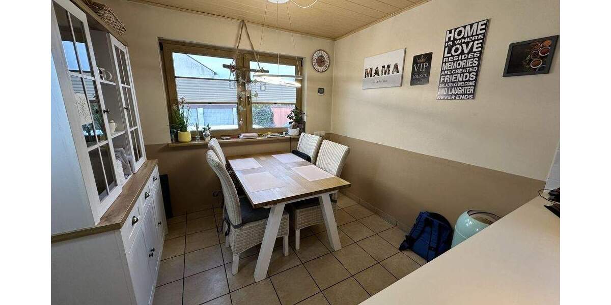 Einfamilienhaus Neuwied - 4 Zimmer, 140 m&sup2;, 1.200&euro; | Angebot:24855814