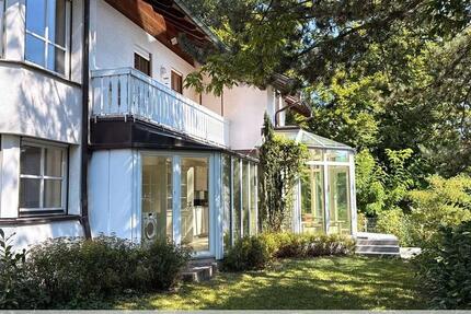 Charmante 2-Zimmer-Wohnung mit Wintergarten, großem Garten & Garage in gehobener Lage Landshuts! 2 zimmer