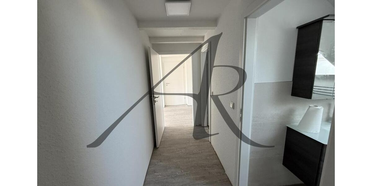 Etagenwohnung Tangerhütte - 3 Zimmer, 80 m&sup2;, 630&euro; | Angebot:23471110