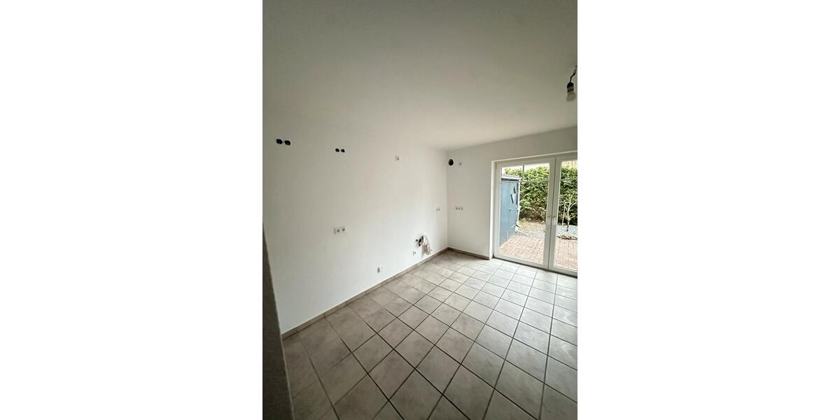 Einfamilienhaus Aurich - 4 Zimmer, 94 m&sup2;, 999&euro; | Angebot:25269581