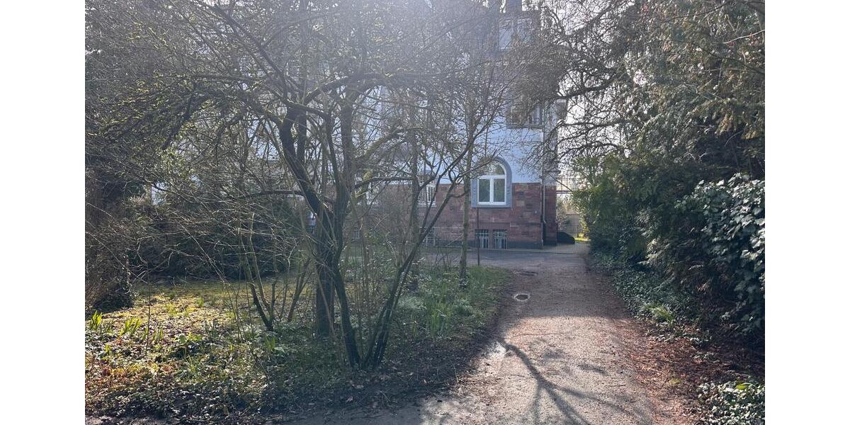 Etagenwohnung Frankfurt am Main West - 5 Zimmer, 130 m&sup2;, 2.000&euro; | Angebot:25646674