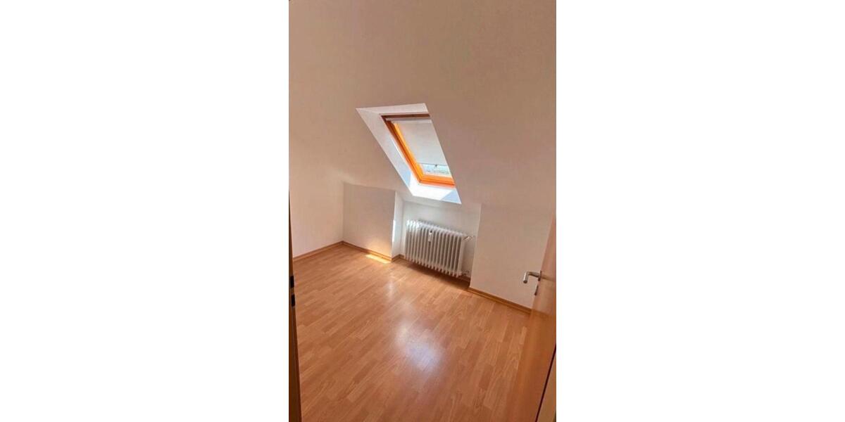 Dachgeschoßwohnung Wittlich - 5 Zimmer, 84 m&sup2;, 700&euro; | Angebot:26567143