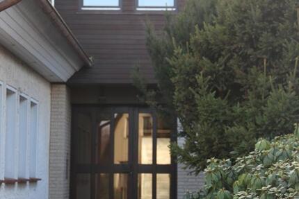 Studiowohnung voll unterkellert mit großem Garten 3 zimmer