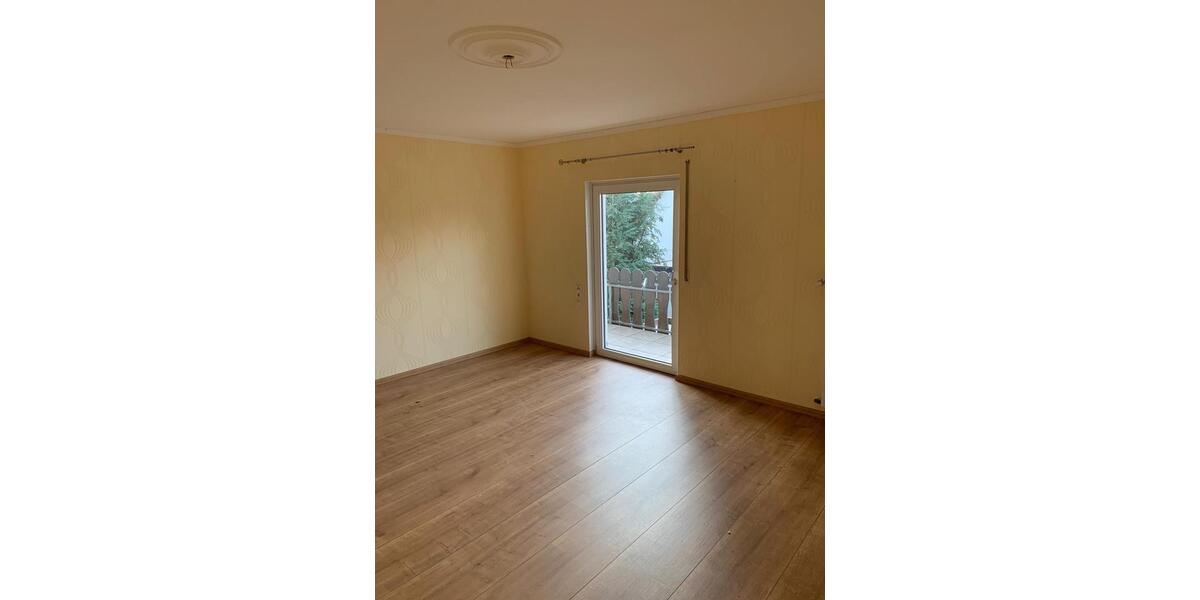 Doppelhaushälfte Moringen - 5 Zimmer, 146 m&sup2;, 950&euro; | Angebot:24731470