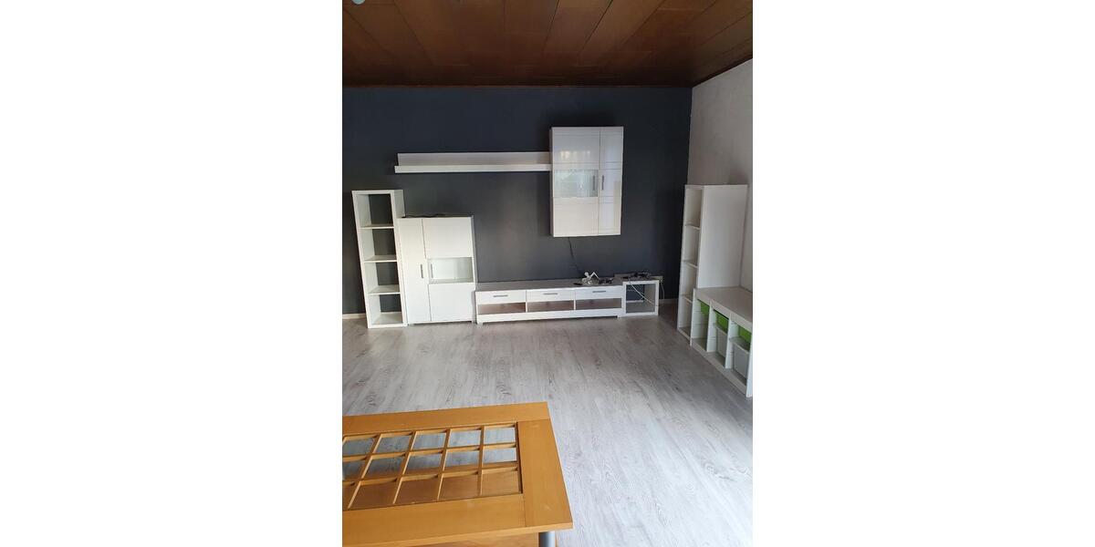 Etagenwohnung Hahnbach - 5 Zimmer, 106 m&sup2;, 750&euro; | Angebot:24611889
