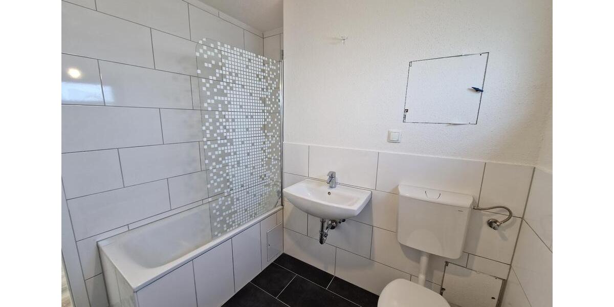 Etagenwohnung Mannheim Käfertal - 4 Zimmer, 101 m&sup2;, 1.047&euro; | Angebot:24533254