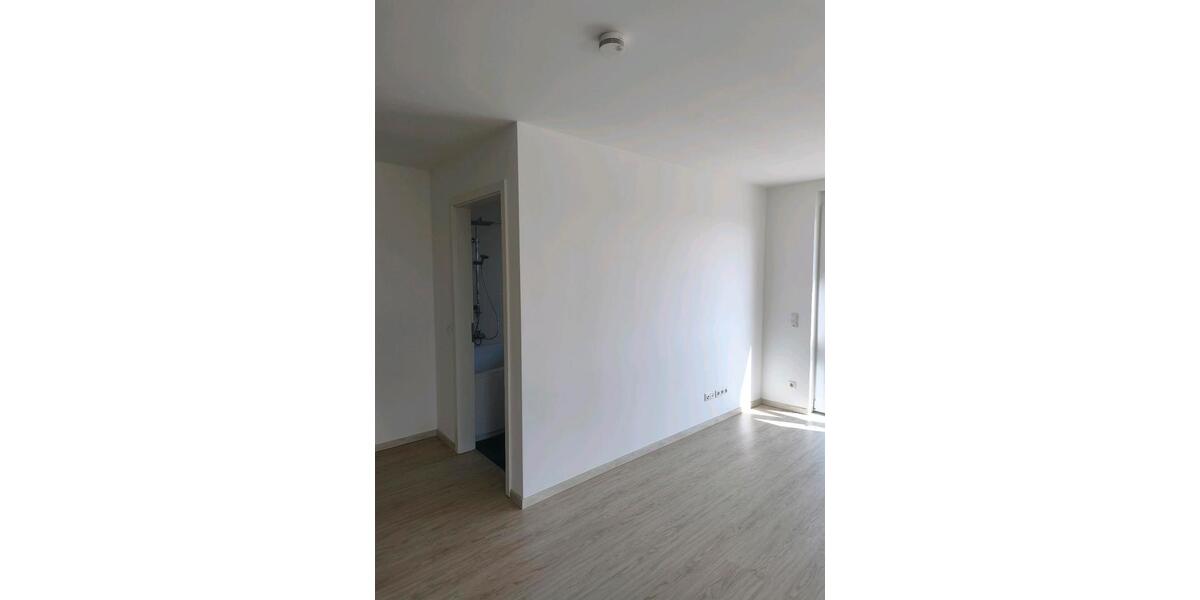 Etagenwohnung Köfering - 2 Zimmer, 69 m&sup2;, 890&euro; | Angebot:26049404