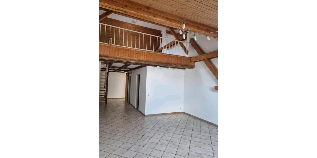 Dachgeschoßwohnung Wasserburg am Inn - 3 Zimmer, 97 m&sup2;, 1.100&euro; | Angebot:26232116