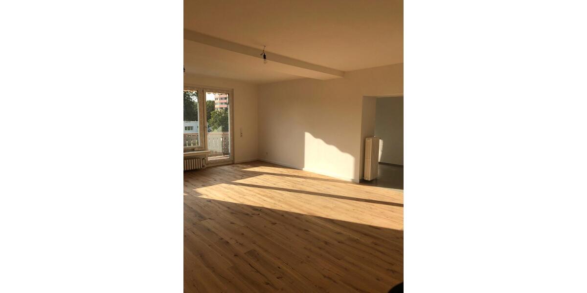 Etagenwohnung Köln Nippes - 2 Zimmer, 85 m&sup2;, 1.390&euro; | Angebot:26676663
