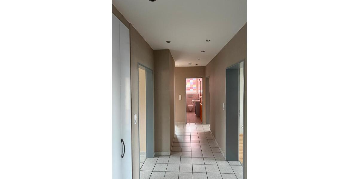 Dachgeschoßwohnung Wuppertal Brill - 4 Zimmer, 95 m&sup2;, 1.660&euro; | Angebot:24564876