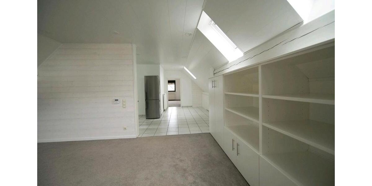 Dachgeschoßwohnung Ramstein-Miesenbach Miesenbach - 2 Zimmer, 69 m&sup2;, 677&euro; | Angebot:26037772