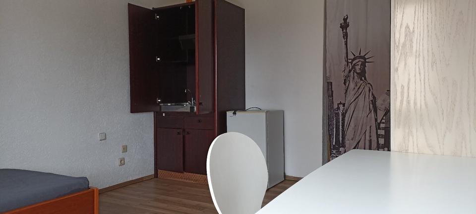 Etagenwohnung Bad Hersfeld - 1 Zimmer, 25 m&sup2;, 395&euro; | Angebot:26134394