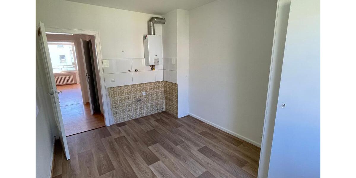 Etagenwohnung Hildesheim Bockfeld - 3 Zimmer, 70 m&sup2;, 670&euro; | Angebot:26073365