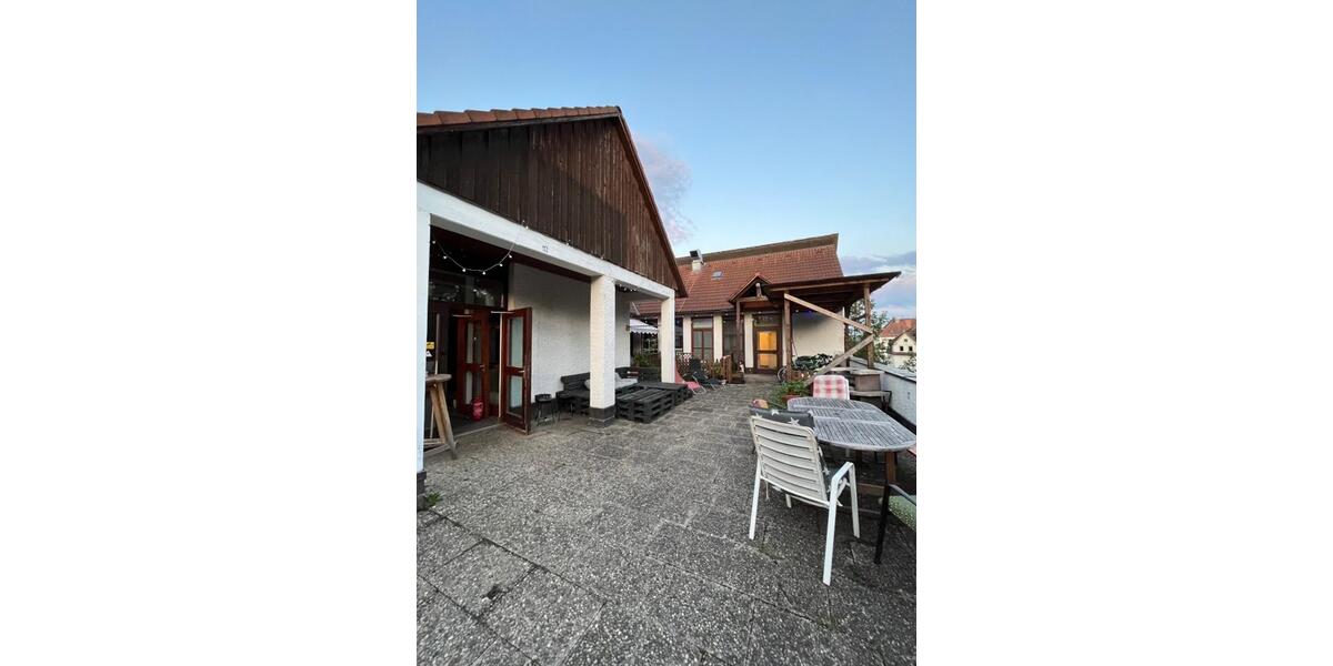 Wohnen auf Zeit Bayreuth Bernecker Straße / Insel / Riedelsberg - 14 Zimmer, 250 m&sup2;, 410&euro; | Angebot:26669859