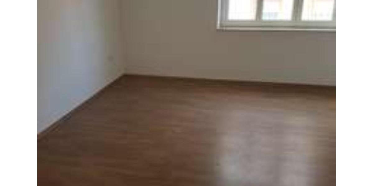 Dachgeschoßwohnung Pirmasens - 2 Zimmer, 48 m&sup2;, 261&euro; | Angebot:24574916
