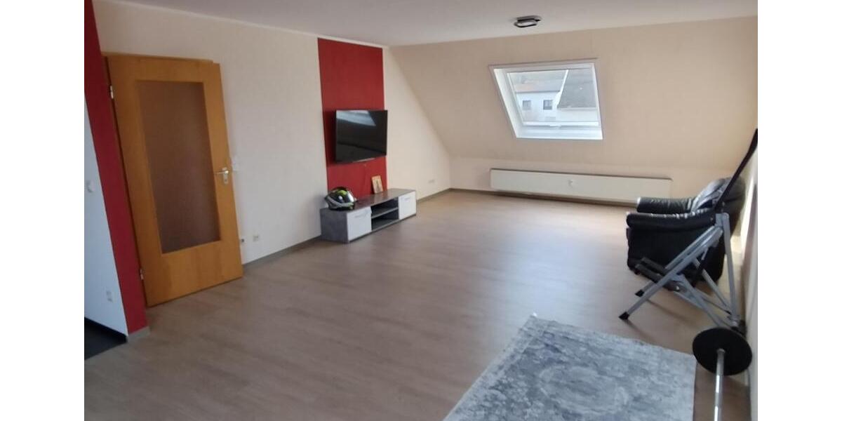 Dachgeschoßwohnung Irmenach - 3 Zimmer, 96 m&sup2;, 500&euro; | Angebot:25873815