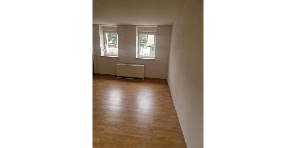 Erdgeschoßwohnung Wurzen - 2 Zimmer, 50 m&sup2;, 300&euro; | Angebot:26652965