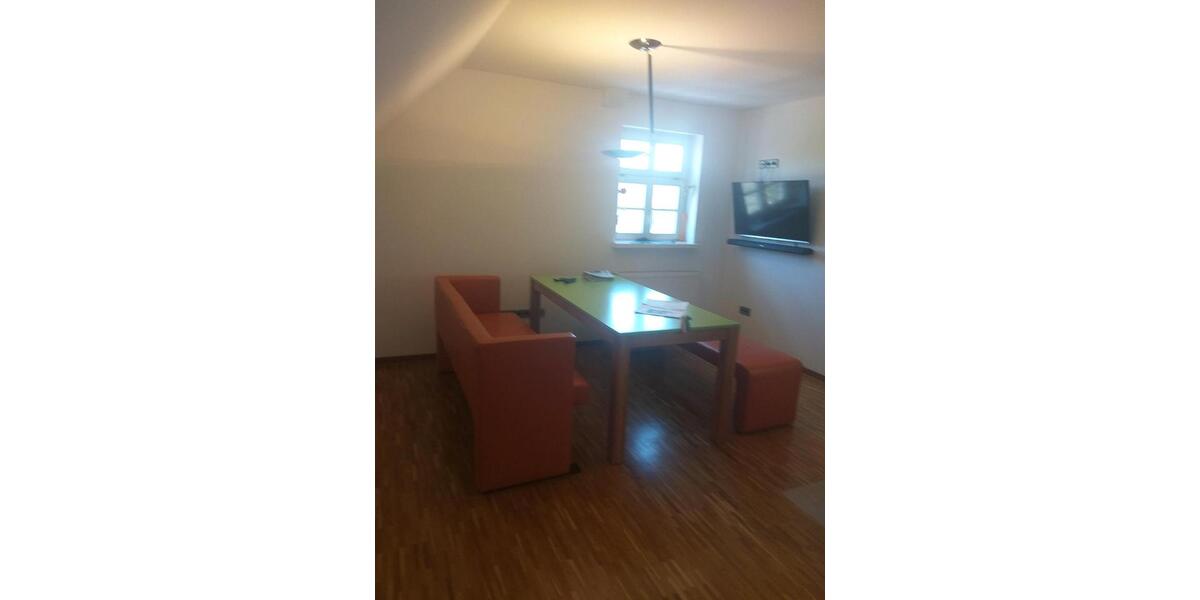 Dachgeschoßwohnung Bad Arolsen - 4 Zimmer, 115 m&sup2;, 950&euro; | Angebot:26004101