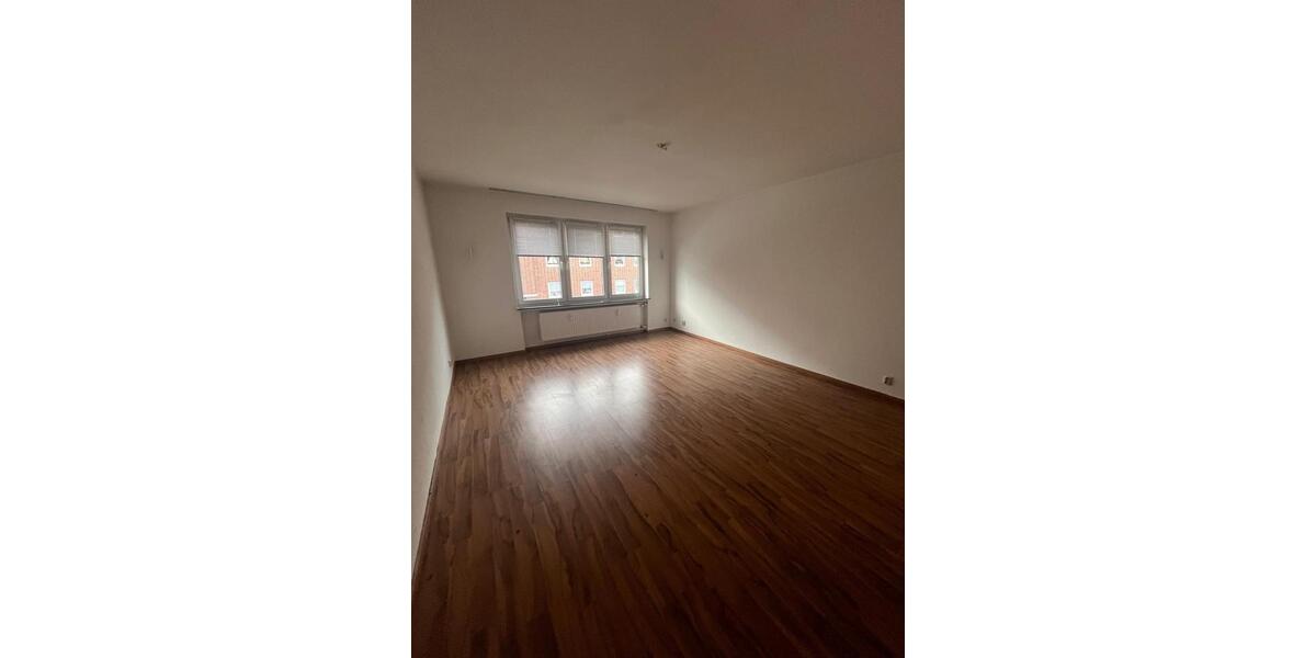 Etagenwohnung Cuxhaven - 2 Zimmer, 61 m&sup2;, 550&euro; | Angebot:24841341
