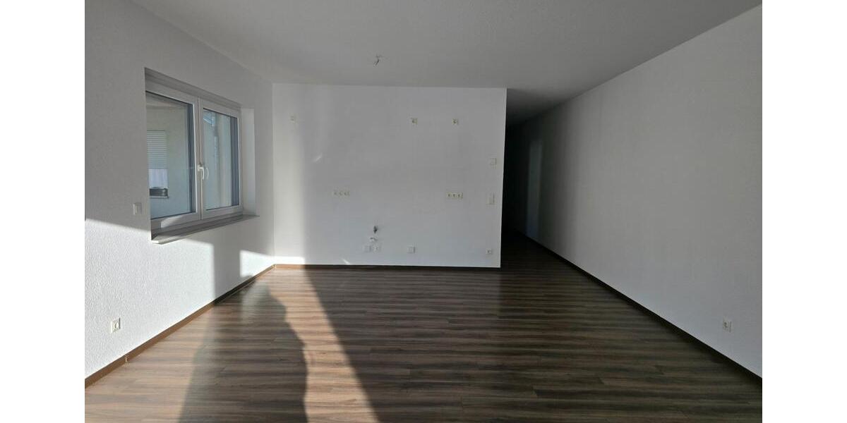 Erdgeschoßwohnung Schöningen - 3 Zimmer, 100 m&sup2;, 700&euro; | Angebot:26057190