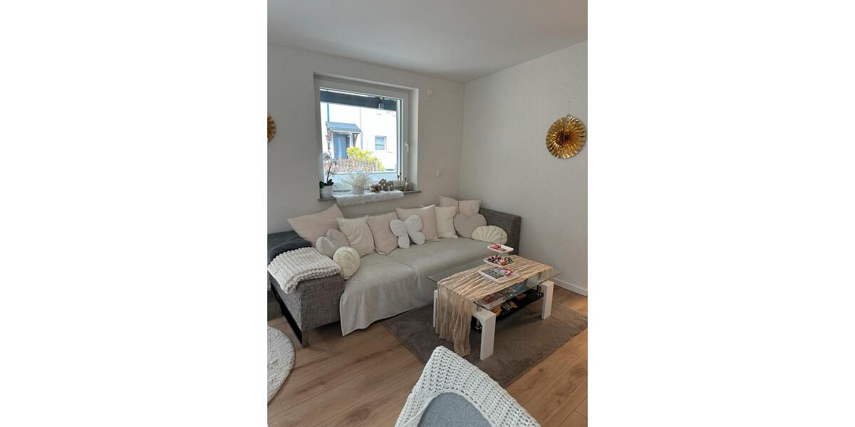 Dachgeschoßwohnung Neustadt an der Weinstraße Diedesfeld - 3 Zimmer, 60 m&sup2;, 1.220&euro; | Angebot:25945452