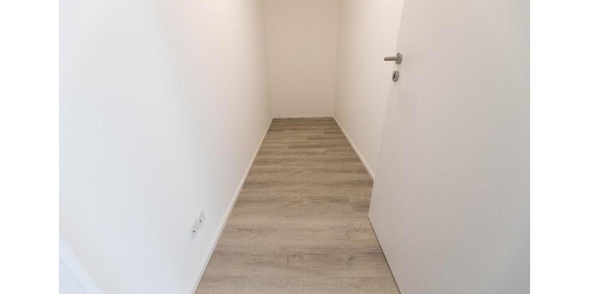 Erdgeschoßwohnung Ludwigshafen am Rhein Ludwigshafen-Oggersheim - 2.5 Zimmer, 112 m&sup2;, 1.600&euro; | Angebot:24662981