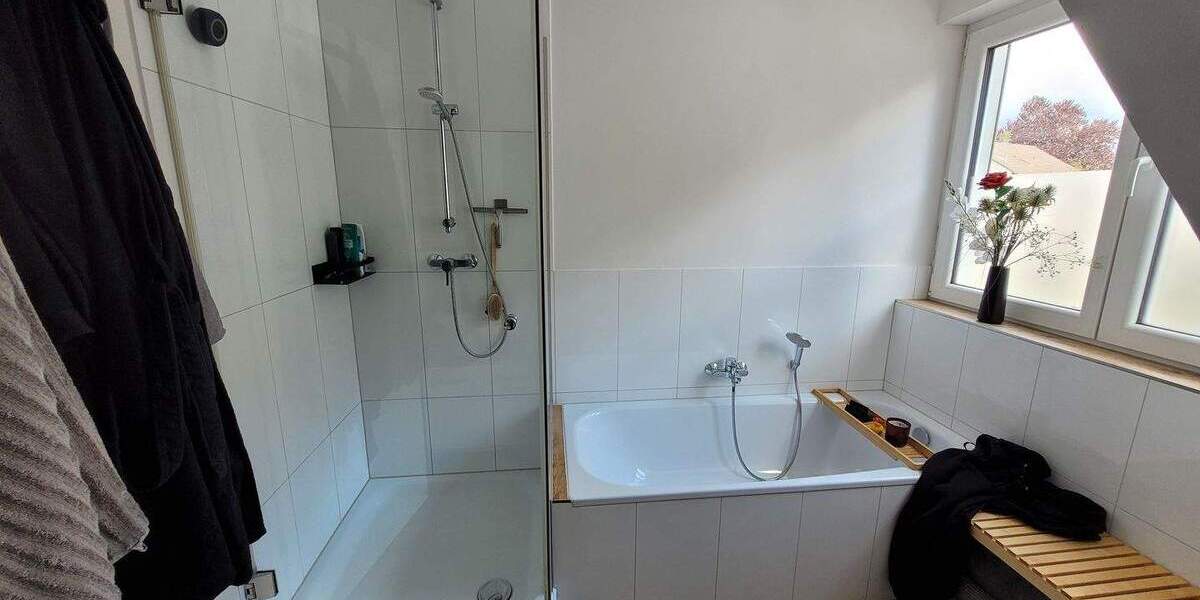 Etagenwohnung Rheinberg - 2 Zimmer, 75 m&sup2;, 900&euro; | Angebot:26684128