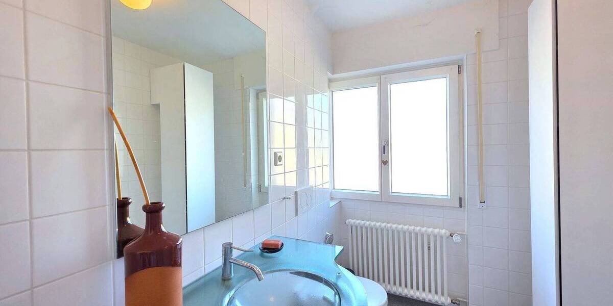 Etagenwohnung Waldshut-Tiengen Waldshut - 4 Zimmer, 100 m&sup2;, 1.100&euro; | Angebot:26189082