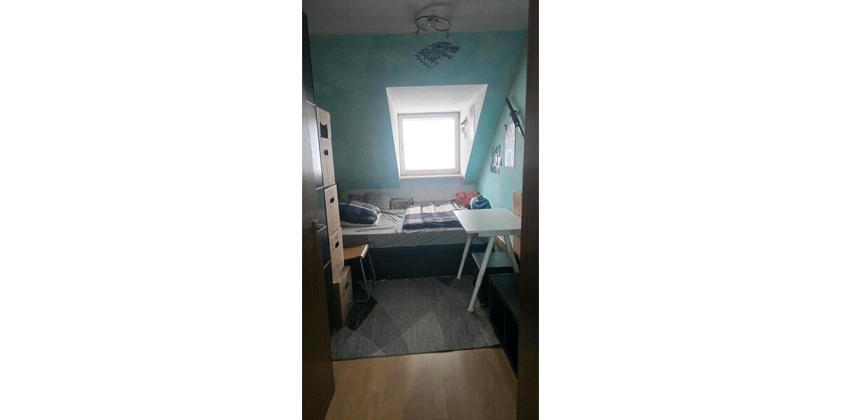 möbeliertes Zimmer in 120qm wohn 4 zimmer