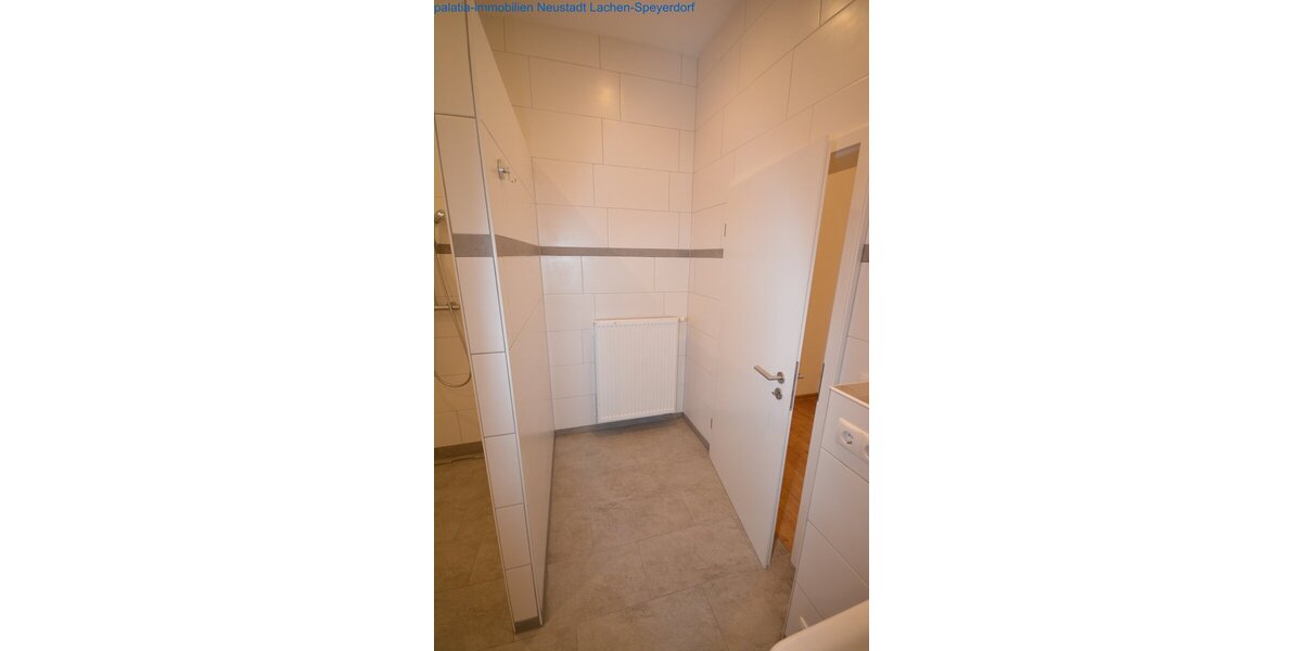 Eine wunderschoene Altbauwohnung in zentraler Stadtlage. - Erdgeschoßwohnung Neustadt Kernstadt | Angebot:20827926