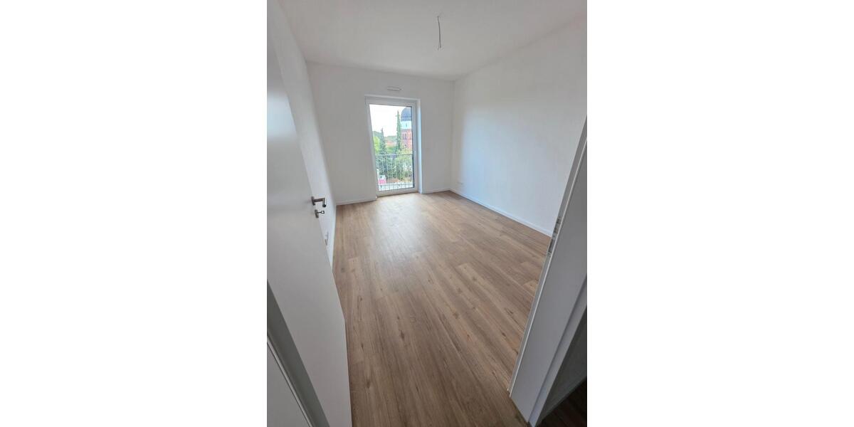 Etagenwohnung Nienburg (Weser) - 4 Zimmer, 136 m&sup2;, 1.680&euro; | Angebot:26236424