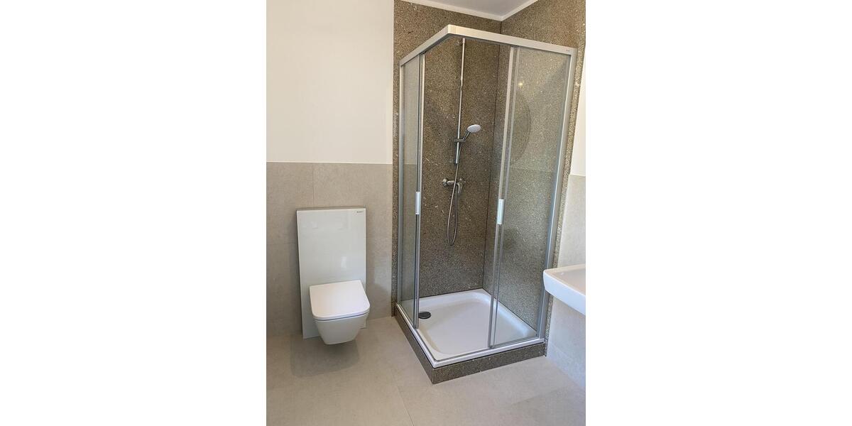 Einfamilienhaus Lappersdorf - 6.5 Zimmer, 160 m&sup2;, 1.850&euro; | Angebot:26648249