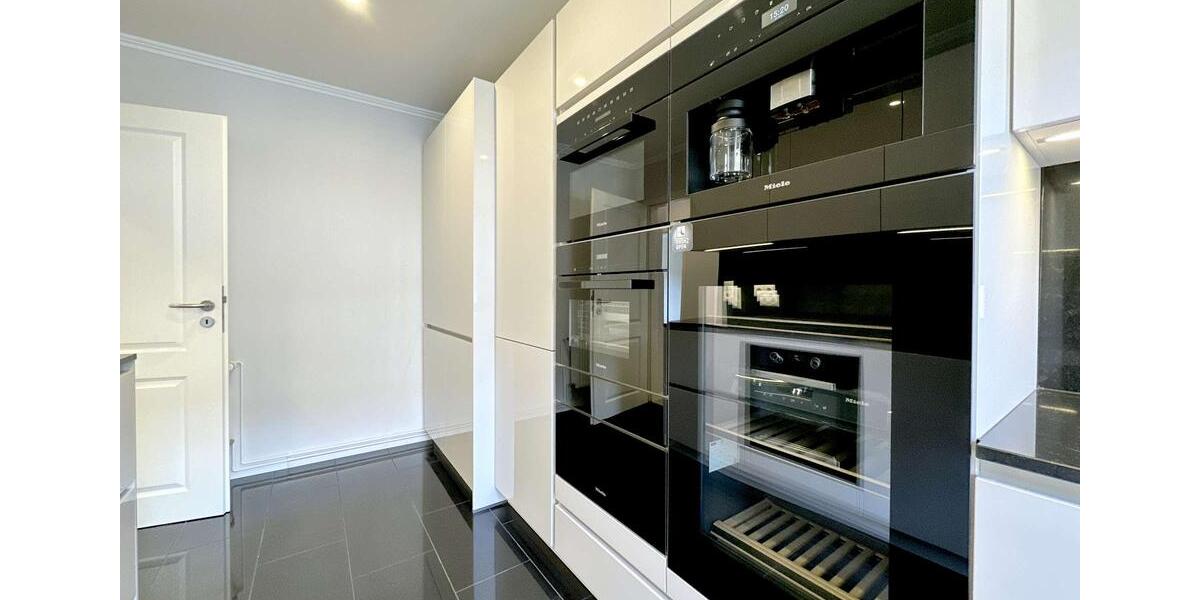 Etagenwohnung Rostock Hansaviertel - 2 Zimmer, 50 m&sup2;, 1.005&euro; | Angebot:25947795