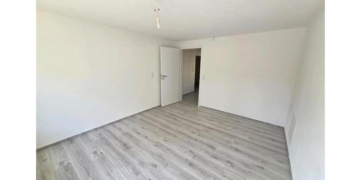 Erdgeschoßwohnung Wieseth - 2 Zimmer, 40 m&sup2;, 400&euro; | Angebot:26424252