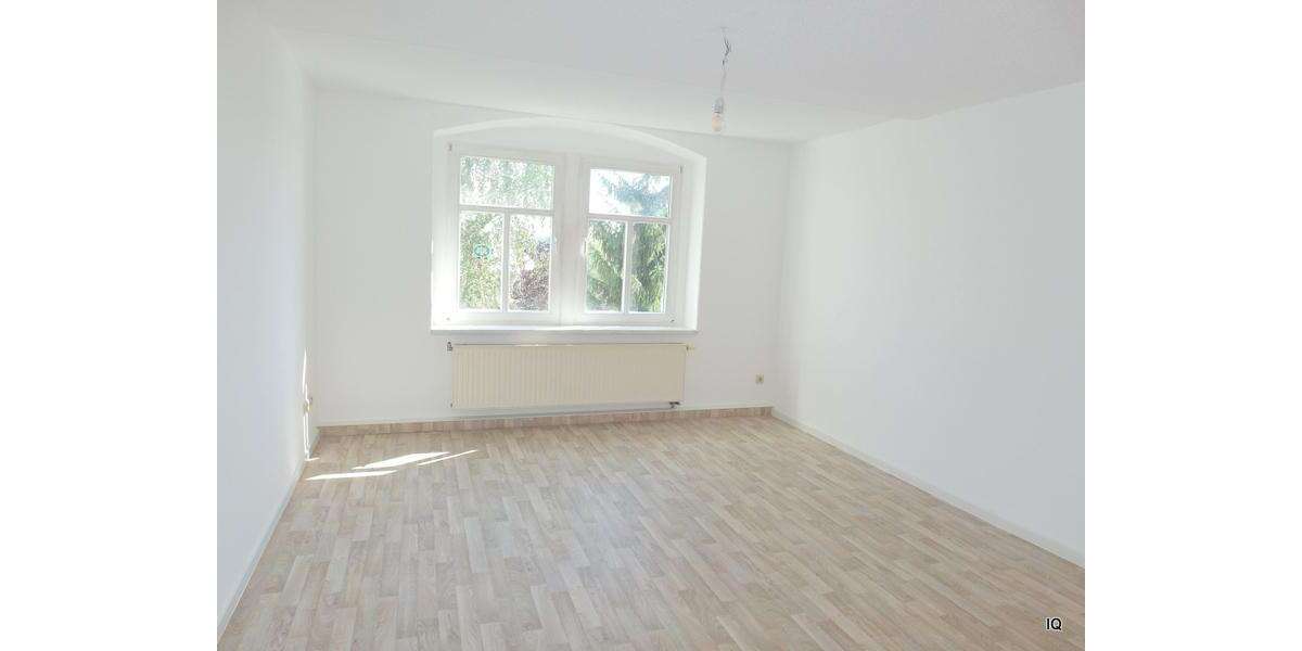 Etagenwohnung Löbau - 3 Zimmer, 77 m&sup2;, 390&euro; | Angebot:26962373