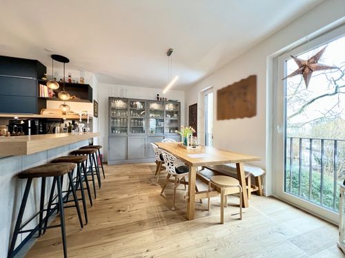 Etagenwohnung Kriftel - 4 Zimmer, 127 m&sup2;, 2.300&euro; | Angebot:25312236