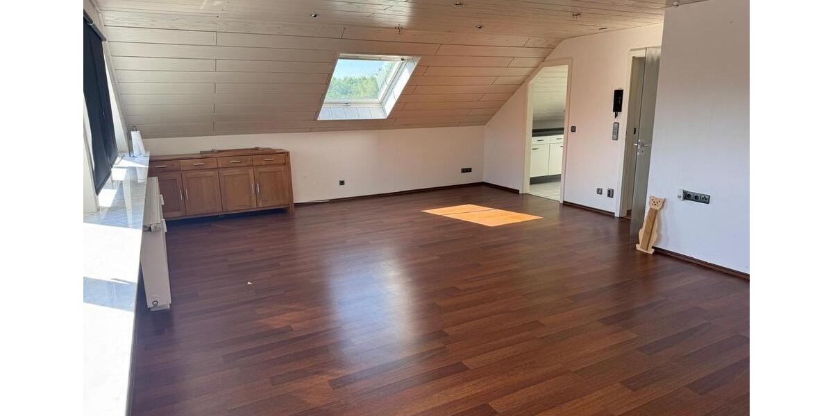 Dachgeschoßwohnung Rheinböllen - 3 Zimmer, 85 m&sup2;, 800&euro; | Angebot:26699219
