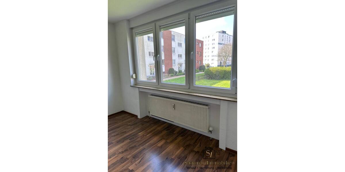 Etagenwohnung Moers Hochstraß - 3 Zimmer, 70 m&sup2;, 840&euro; | Angebot:26053041