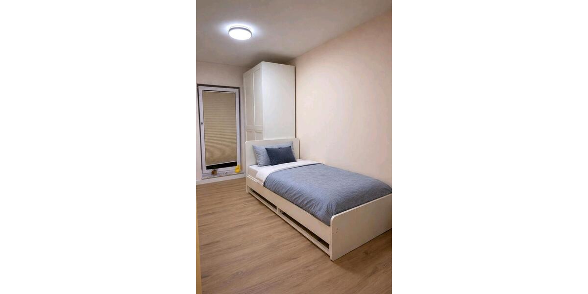 Einfamilienhaus Trebbin - 4 Zimmer, 100 m&sup2;, 2.690&euro; | Angebot:23612109