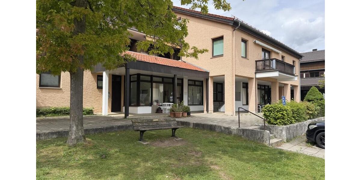Terrassenwohnung Feldafing - 4 Zimmer, 118 m&sup2;, 1.975&euro; | Angebot:26600699