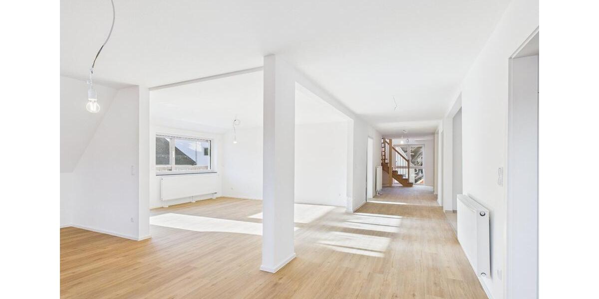 Etagenwohnung Blaubeuren - 5 Zimmer, 194 m&sup2;, 1.900&euro; | Angebot:25291577