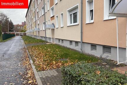 Gepflegte Wohnung mit modernisiertem Bad und schöner Aussicht 2 zimmer