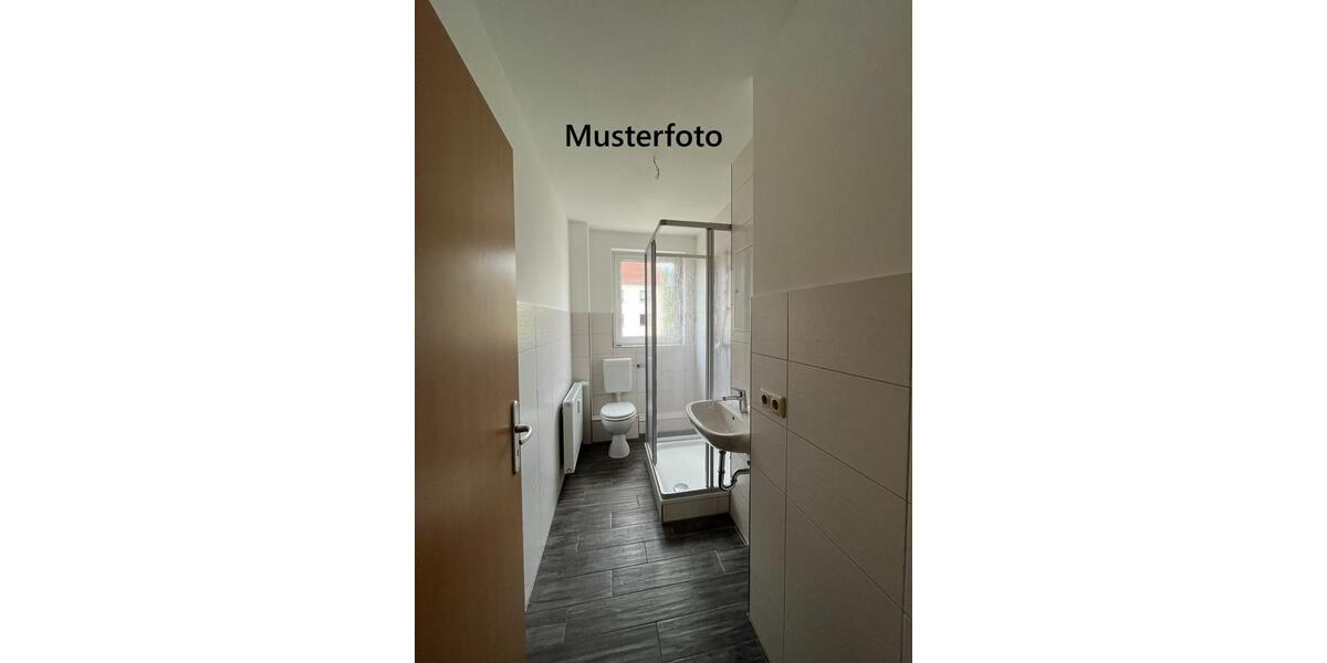 Etagenwohnung Gräfenhainichen - 3 Zimmer, 60 m&sup2;, 425&euro; | Angebot:21607506